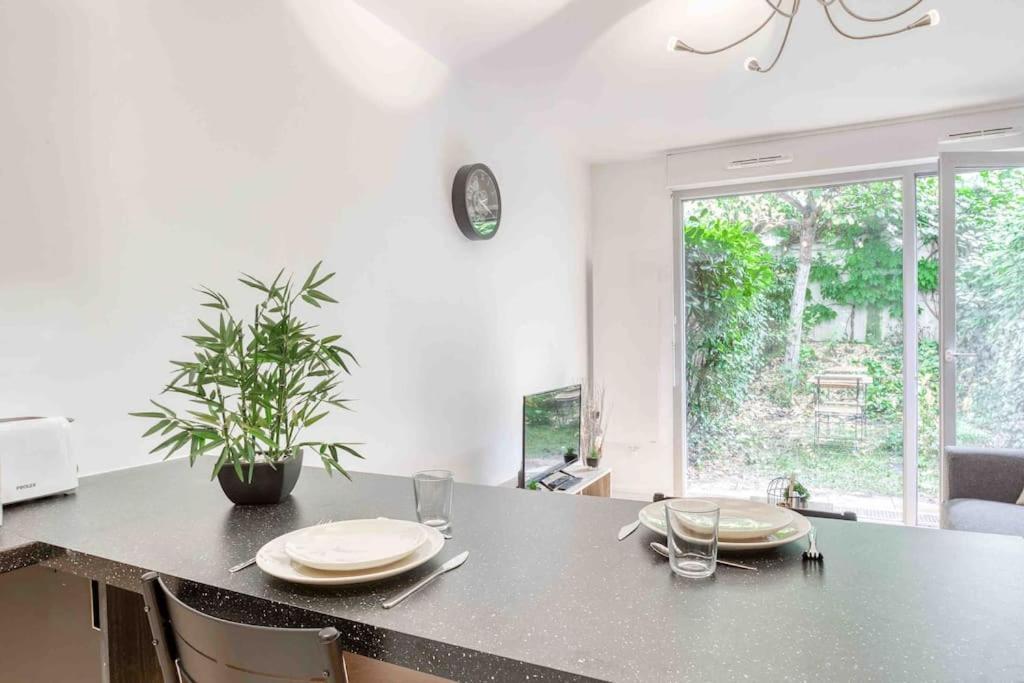 Appartement Moderne, Metro 7, Parking Et Jardin Villejuif Exteriér fotografie